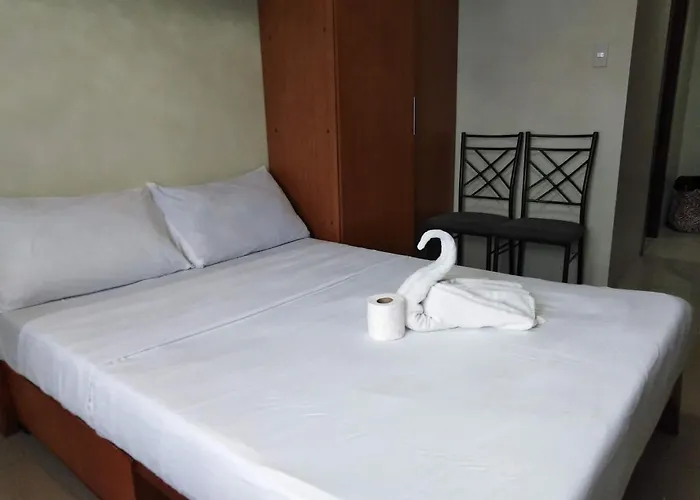 Aparthotel Horizon 101 A4 Near Robinson Mall Free Pool Wifi
